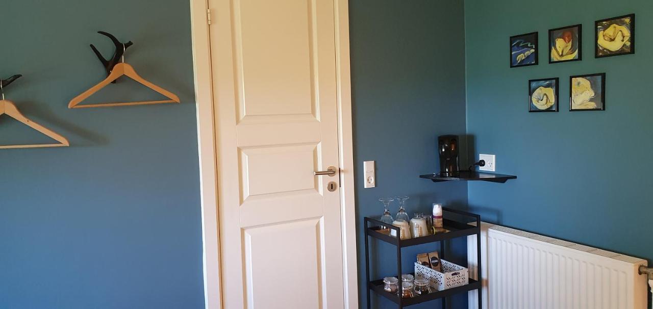 Hos Molsgaarden Bed & Breakfast Knebel Eksteriør bilde