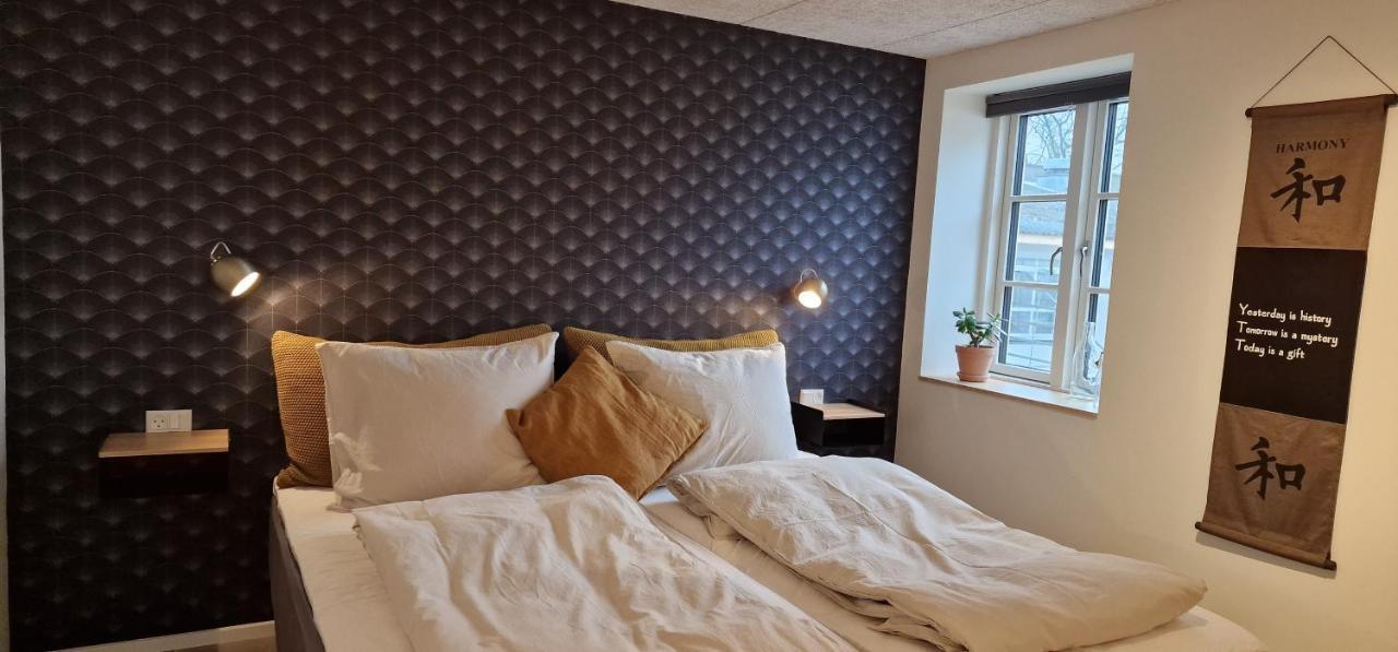 Hos Molsgaarden Bed & Breakfast Knebel Eksteriør bilde