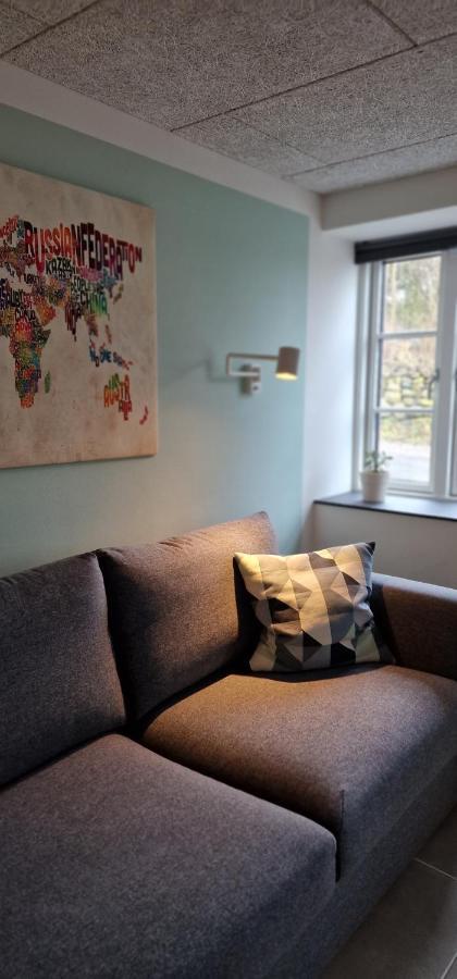 Hos Molsgaarden Bed & Breakfast Knebel Eksteriør bilde