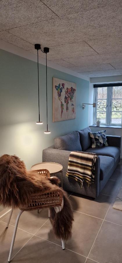 Hos Molsgaarden Bed & Breakfast Knebel Eksteriør bilde